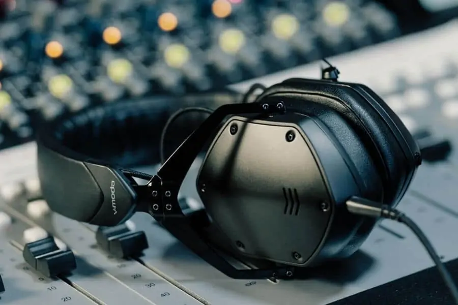 V MODA M 200 Professional Studio Headphones